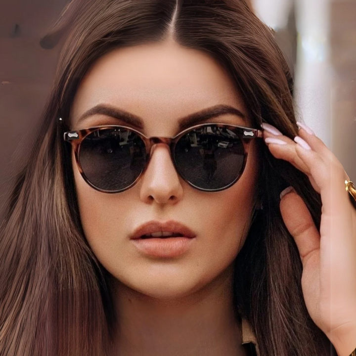 High-fashion sunglasses with polarized lenses